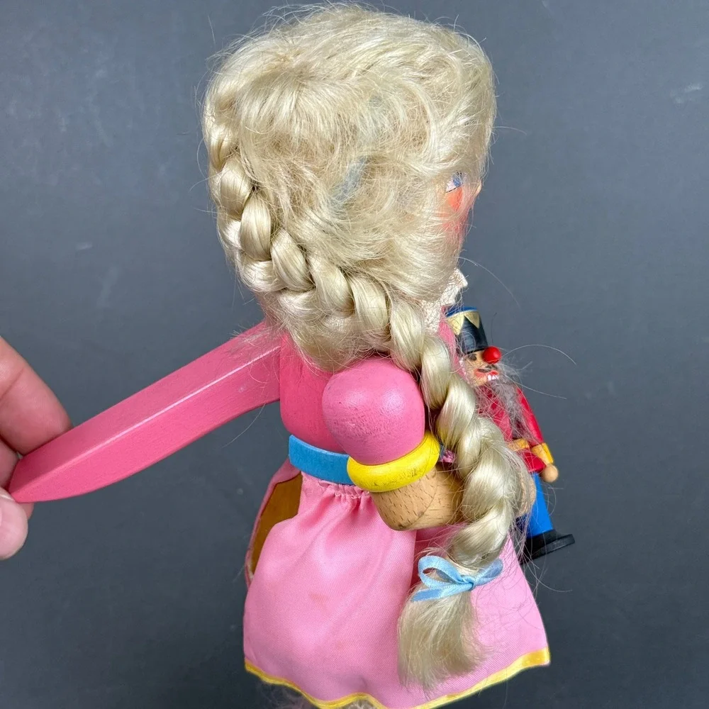 Vintage Holzkunst Christian Ulbricht Wooden Nutcracker 